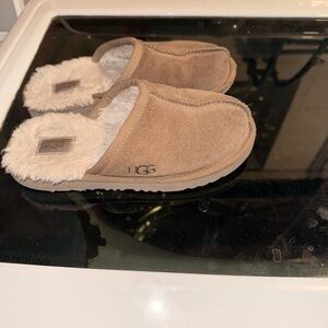 UGG Kids Tan Slippers